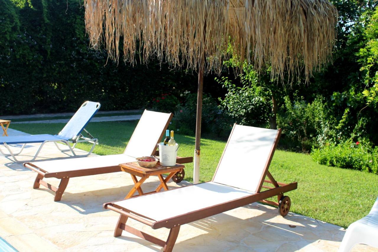 Villa Alkyon - Dreamy 3Br, Pool & Bbq Next To Varnavas Beach Grammatiko Extérieur photo