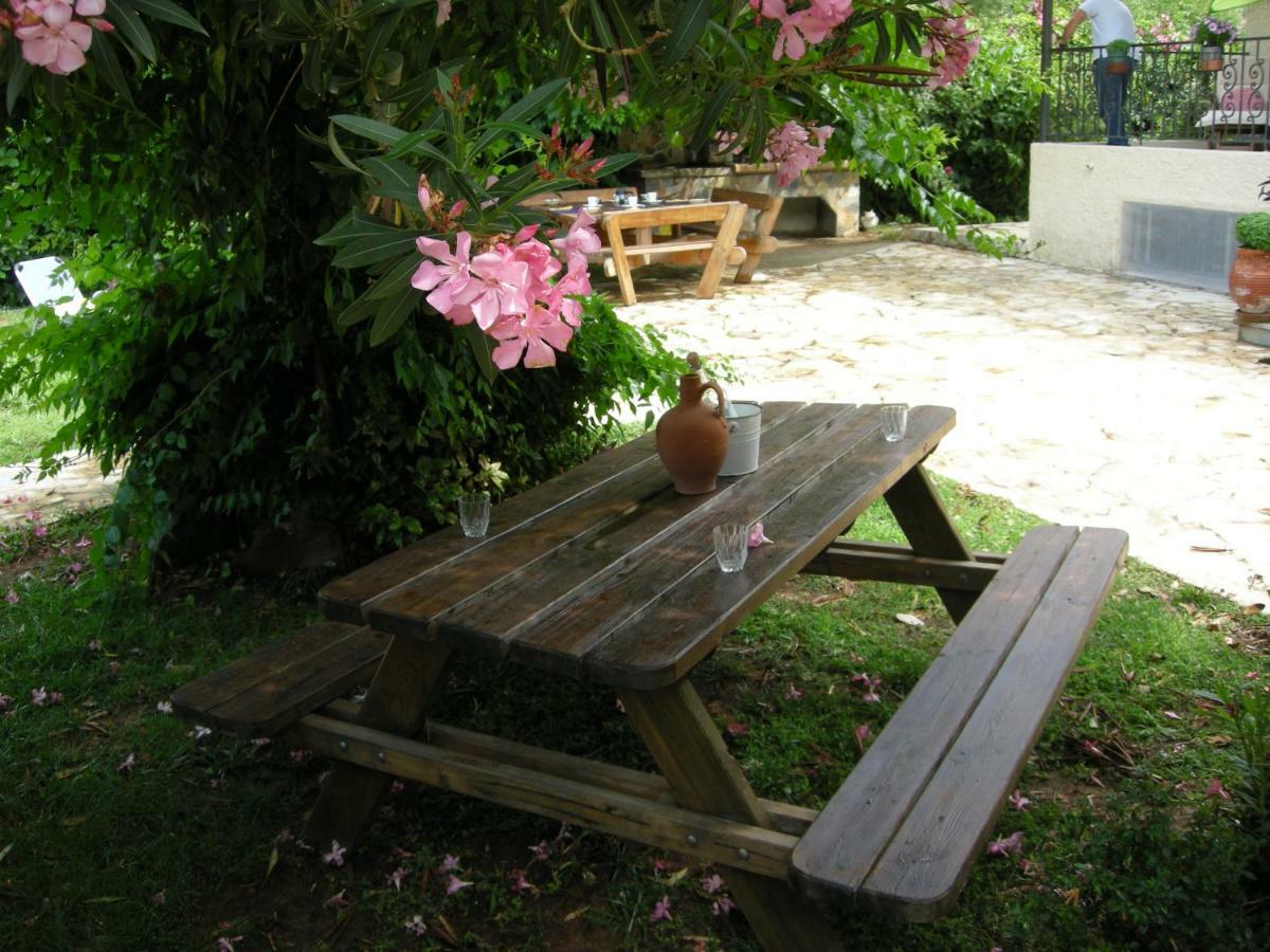 Villa Alkyon - Dreamy 3Br, Pool & Bbq Next To Varnavas Beach Grammatiko Extérieur photo